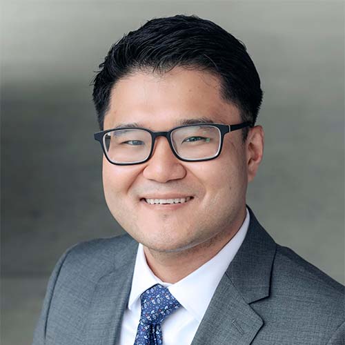 Mason assistant professor Ben Seiyon Lee