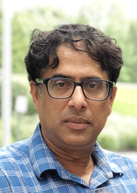 A headshot of professor Anand Vidyashankar