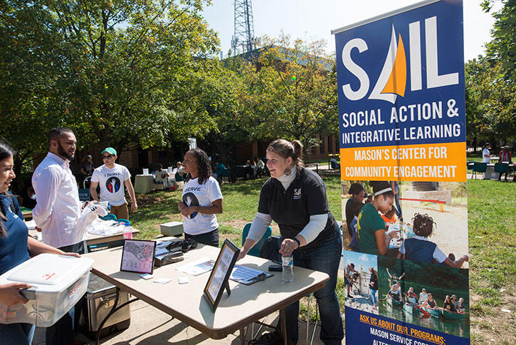 SAIL members tell Mason students about their organization