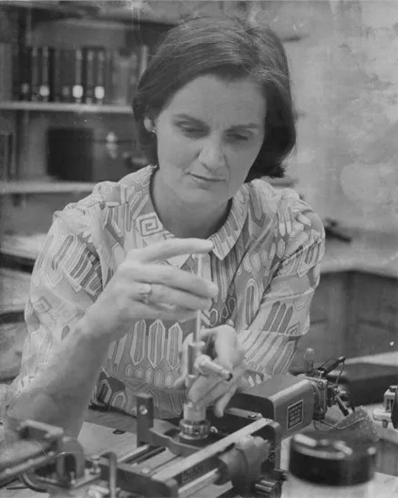 Photo of physicist Eugenie Mielczarek in the 1970s